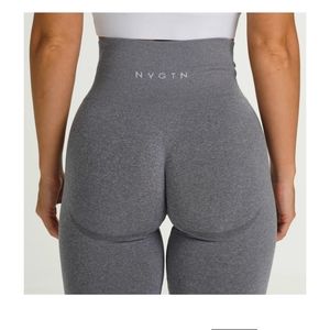 NWT! Grey Countour NVGTN leggings